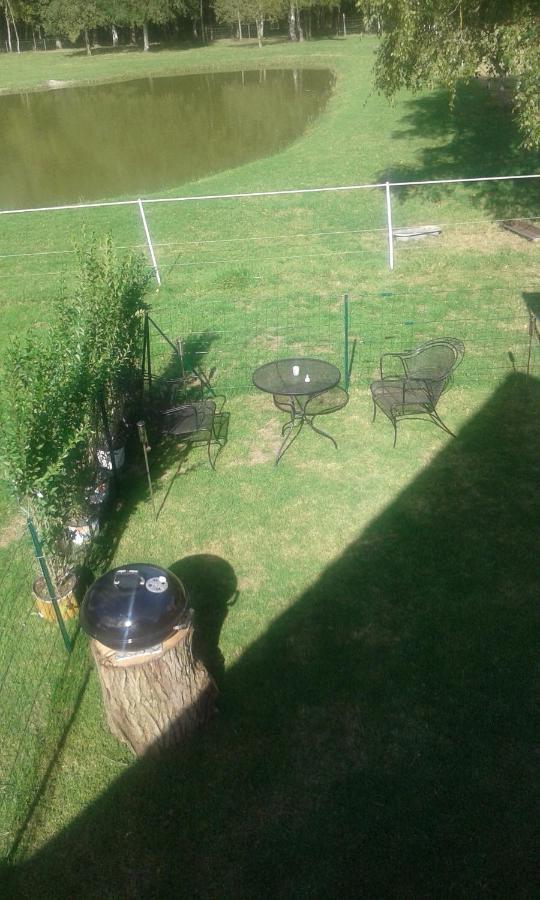 Bed & Breakfast Les Portes Des Froises Saint-Quentin-en-Tourmont
